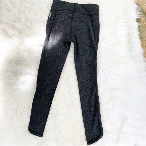 Free People Movement Infinity Cut Out Crop Leggings - Picture 5 of 9